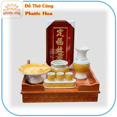 Bàn Thờ Ông Táo Bài Vị Dát Vàng 40x40cm Mâm Xoan Đào cánh gián Giá 449.000 Phước Hoa