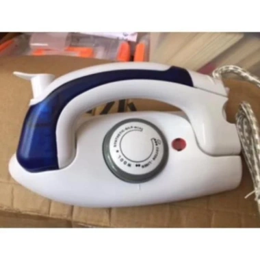 Bàn ủi mini du lịch siêu hot Nhỏ gọn như điện thoại giảm giá 23% chỉ 150.999₫ 4