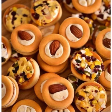 Bánh Quy Pizza Mix Hạt & Trái Cây Sấy Siêu Ngon – Giảm Giá Đặc Biệt 85.000₫ (Giá Gốc 104.550₫)