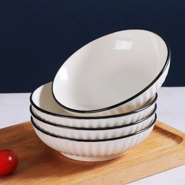 Bát Tô Sứ Trắng Viền Đen Ăn Cơm Gia Đình – Họa Tiết Đơn Giản, Tiện Lợi, Đa Kích Thước, Cao Cấp, Giá 11.900 VND 6 Bát Tô Sứ Trắng Viền Đen Ăn Cơm Gia Đình – Họa Tiết Đơn Giản, Tiện Lợi, Đa Kích Thước, Cao Cấp, Giá 11.900 VND 6