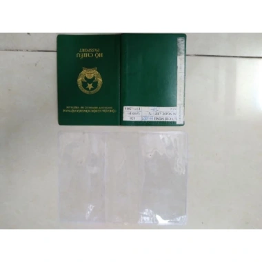 Bìa hộ chiếu dày dặn 2 chiếc Vỏ bọc bảo vệ chắc chắn sang trọng giá 18.000₫ 2