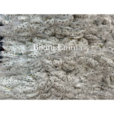 Bikini 2 Mảnh EMMA Thun Xốp Chấm Bi Co Giãn 4 Chiều Dễ Thương Có Mút Đệm 2