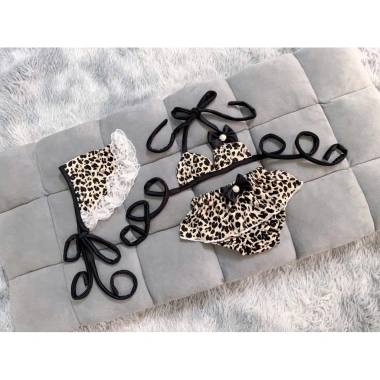 Bikini bé gái dây nơ màu đen kèm khăn - Giá giảm 109.000đ, siêu dễ thương 8 Bikini bé gái dây nơ màu đen kèm khăn - Giá giảm 109.000đ, siêu dễ thương 8