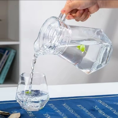 Bình Đựng Nước Thủy Tinh DeLi Cao Cấp 1,3L - Giá 55.000, Chỉ 69.850 tại Dieulinhshop 6