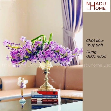 Bình hoa Bắc Âu pha lê đế đồng 24-35cm, đựng nước - Quà tặng Lốt 244.999₫ 7 Bình hoa Bắc Âu pha lê đế đồng 24-35cm, đựng nước - Quà tặng Lốt 244.999₫ 7
