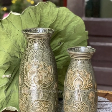Bình hoa chuông gốm Bát Tràng cao cấp họa tiết sen nổi H30 - Giá 100.000 VND