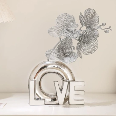 Bình hoa gốm sứ LOVE - Trang trí phòng ngủ, decor nhà cửa, bàn làm việc, giảm giá 18% còn 325.000₫