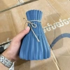 Bình hoa phong cách Bắc Âu sứ nhựa EUNIO – Trang trí bàn, giá 36.000đ 4