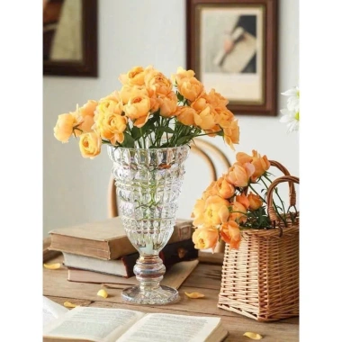 Bình hoa thủy tinh cúp - Lọ cắm hoa phong cách Pháp, chỉ 152.460₫ 2 Bình hoa thủy tinh cúp - Lọ cắm hoa phong cách Pháp, chỉ 152.460₫ 2