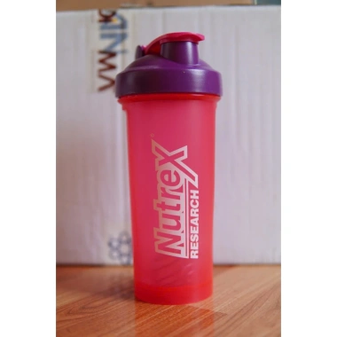 Bình lắc Nutrex 700ml - Nước mát, phù hợp tập gym và thể thao, giá chỉ 70.000₫