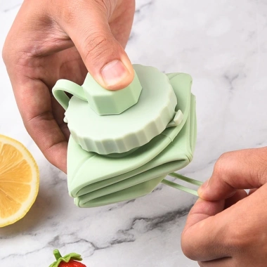 Bình Nước Gấp Gọn Silicon 600ml Chịu Nhiệt Mini Cozy - Du Lịch Thể Thao