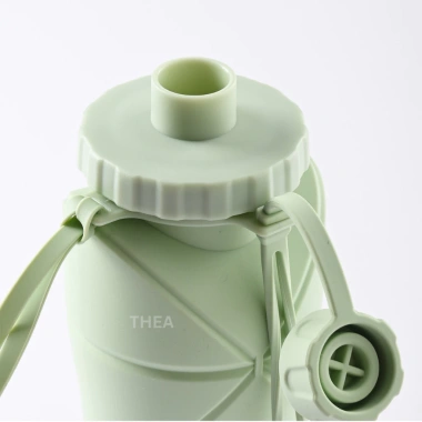 Bình nước thể thao silicone 600ml chịu nhiệt, quai xách gấp gọn thời trang- THEA