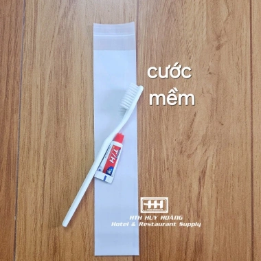 Bộ 100 Túi Bàn Chải, Lược, Bông Tai, Dao Cạo Cho Khách Sạn - Giá Ưu Đãi 20.000₫ 9
