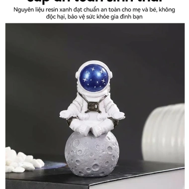 Bộ 3 Mô Hình Phi Hành Gia Vũ Trụ ICON - Trang Trí Bàn Làm Việc, Bánh Kem, Decor Nhà Cửa, Resin Cao Cấp, Giá 26.000₫ 6 Bộ 3 Mô Hình Phi Hành Gia Vũ Trụ ICON - Trang Trí Bàn Làm Việc, Bánh Kem, Decor Nhà Cửa, Resin Cao Cấp, Giá 26.000₫ 6
