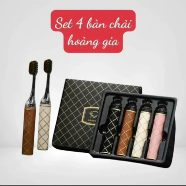 Bộ 4 Bàn Chải Hoàng Gia Gấp Gọn Sang Chảnh Nam Nữ - Giá ưu đãi 55.555 VND 3