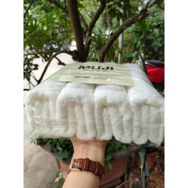 Bộ 4 khăn muji trắng 35x80cm - Siêu mềm, thấm hút nhanh, giá chỉ 86.000đ