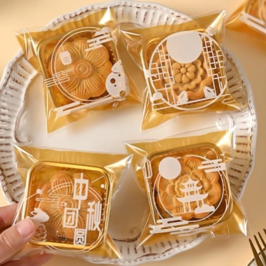 Bộ 50 túi + 50 khay trong suốt bánh trung thu 50-125g, miệng dán - 29.500 VND