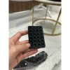 Bộ 56 chân hít silicone 2 mặt 28 lỗ - Dán điện thoại, dán tường, đủ màu, giá 12.900 VND 9