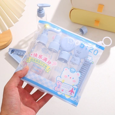 Bộ 8 lọ chiết mỹ phẩm du lịch Gấu Xanh, kèm túi Zip, dùng cho dầu gội, sữa tắm, sữa rửa mặt – giá 55.700₫
