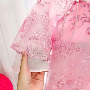 Bộ áo dài bé gái trung thu, cách tân Tết 2.026 - áo dài mẹ và bé, giá ưu đãi 265k 5