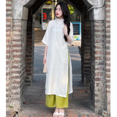 Bộ Áo dài cách tân trẻ trung mã KH69 - Phong cách hiện đại, phù hợp mọi lễ hội, giảm giá 445.500 VND
