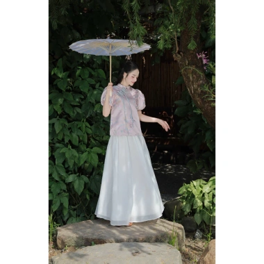 Bộ áo gấm hoa Tisora tay phồng đính hoa + chân váy Set Tết sang trọng, chỉ 442k