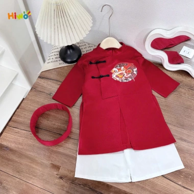 Bộ áo nam cách tân xẻ tà rồng, kèm khăn lụa mềm, giá 179k, phù hợp Tết chụp ảnh