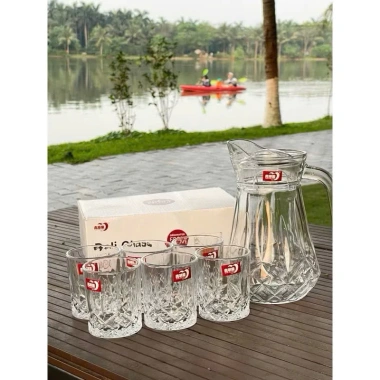 Bộ bình cốc thủy tinh hình trám truyền thống 1,7L + 6 cốc - Giá chỉ 45.000₫