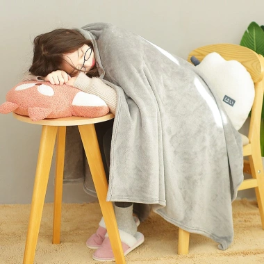 Bộ chăn gối văn phòng đa năng hình thú dễ thương, chăn gối gấu bông, tiện cho bé đi học, du lịch