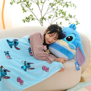 Bộ chăn gối văn phòng gấu có chăn dâu - Giá 179k, mềm mại, ấm áp, thích hợp làm việc