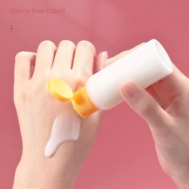 Bộ Chiết Mỹ Phẩm Dầu Gội Xịt Chai Rỗng - Kèm Gương và Lược Tiện Lợi 35.400đ