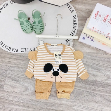 Bộ Dài Tay BH Kids Bé Gái Thun Tăm Lạnh Họa Tiết Dễ Thương Cute 6-16kg Dưới 3 tuổi Freeship 34.200₫ 3