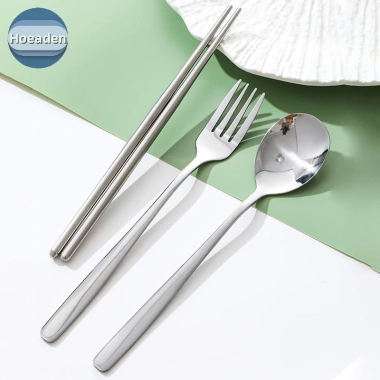 Bộ Dao Kéo 4 Mảnh Hộp Thép Không Gỉ Hàn Quốc – Dao, Nĩa, Thìa, Chopsticks Du Lịch Giá Ưu Đãi 66.440₫