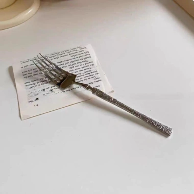 Bộ Dao Nĩa Inox Vân Đá Sang Trọng Thiết Kế Tinh Tế Cho Bàn Tiệc, Giá Ưu Đãi 17.790₫