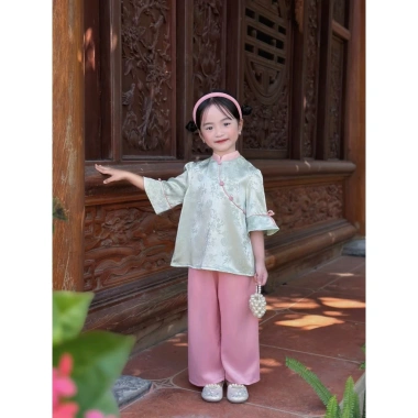 Bộ đi chùa mẹ bé gái tay loe gấm mềm mát, lễ tết thanh trúc - 225.000đ 7 Bộ đi chùa mẹ bé gái tay loe gấm mềm mát, lễ tết thanh trúc - 225.000đ 7