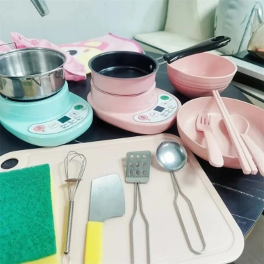 Bộ Đồ Chơi Nhà Bếp Nấu Ăn Thật 22 Chi Tiết Mini cho Bé - PUKAPI Giá Ưu Đãi 136k