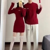 Bộ đồ đôi nam nữ Noel Tết VIVA V164 – Váy nũ đỏ & Áo len nam, Giá ưu đãi 470k 4