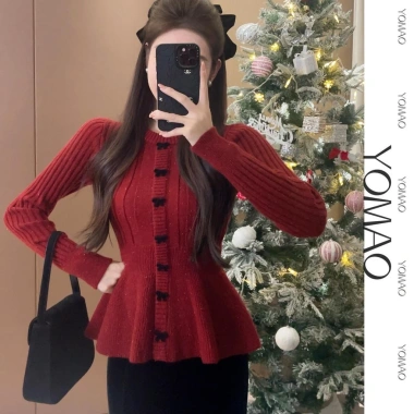 Bộ Đồ Mặc Tết Nữ Chân Váy Đuôi Cá Nhung Thu Đông và Áo Len Đỏ Siêu Đẹp Thời Trang Giảm 20 phần trăm Giá Chỉ 315,837₫