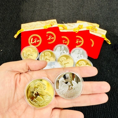 Bộ đôi đồng xu Ngựa Úc lì xì Tết - Túi Lộc nhung đỏ, giảm giá còn 12.826₫ 4 Bộ đôi đồng xu Ngựa Úc lì xì Tết - Túi Lộc nhung đỏ, giảm giá còn 12.826₫ 4