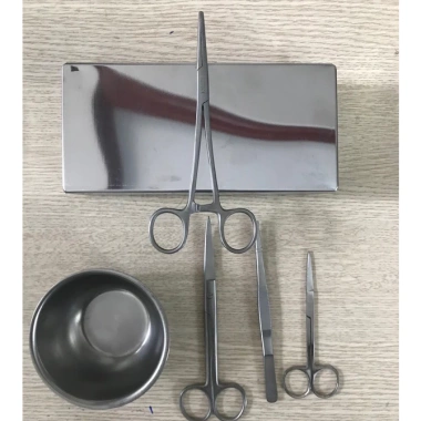 Bộ Dụng Cụ Y Tế Gia Đình Thay Băng, Vệ Sinh và Rửa Vết Thương - 205.000₫ 3 Bộ Dụng Cụ Y Tế Gia Đình Thay Băng, Vệ Sinh và Rửa Vết Thương - 205.000₫ 3