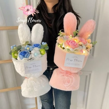 Bó hoa len 3 bông tai thỏ Soap Flower - Quà sinh nhật người yêu - 250.000 VND