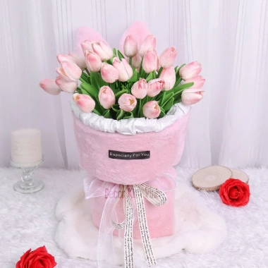 Bó Hoa Tulip Decor Kim Vinh Nhiều Màu Dễ Thương Kèm Thiệp – Sinh Nhật 129.000₫