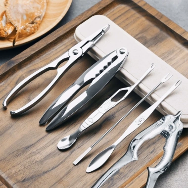 Bộ hộp 7 dụng cụ ăn hải sản inox cao cấp - Cua, Ghẹ, Sò, Ngão, Tôm, Hùm đa năng