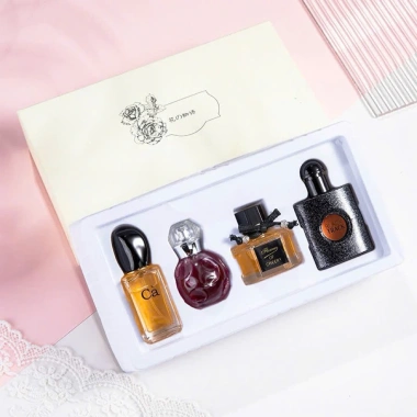 Bộ Hộp Quà Nước Hoa Nữ 4 Chai F193 Black Rose - Hương Thơm Lưu Luyến, Thiết Kế Sang Trọng, Giá Ưu Đãi 177.500₫ 3
