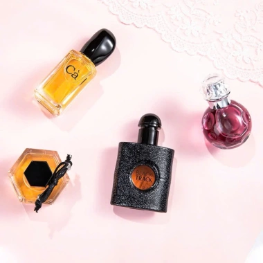 Bộ Hộp Quà Nước Hoa Nữ 4 Chai F193 Black Rose - Hương Thơm Lưu Luyến, Thiết Kế Sang Trọng, Giá Ưu Đãi 177.500₫ 5
