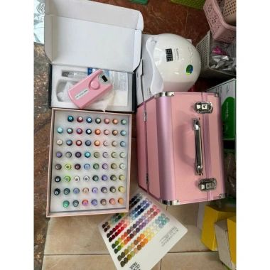 Bộ Làm Nail Cao Cấp 4 Món Gel – Máy Hơ UV/LED, Máy Mài, Vali Sang Trọng, Giá 499k
