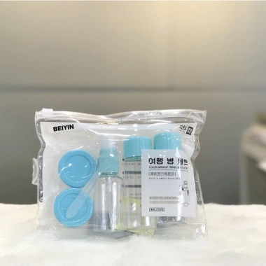 Bộ mỹ phẩm du lịch 7 món, 5 chai silicone trong suốt đa năng, siêu gọn, giá 21.900₫ 5