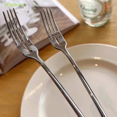 Bộ nĩa ăn tráng miệng salad thép không gỉ tay cầm dài phong cách Hàn Quốc - Giá chỉ 8.680đ 4 Bộ nĩa ăn tráng miệng salad thép không gỉ tay cầm dài phong cách Hàn Quốc - Giá chỉ 8.680đ 4