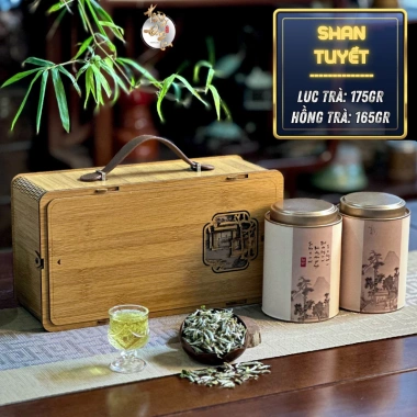 Bộ Quà Biếu Tết 2 Hũ Chè Shan Tuyết & Trà Thượng Hạng Thái Nguyên, Hộp Gỗ Tre, Pha Trà – Quà Tặng Sếp Doanh Nghiệp, Giá ưu đãi 664.000đ