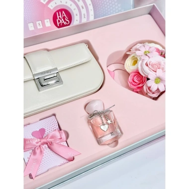 Bộ Quà Tặng Túi Xách Dịu Dàng HAPAS 2.026 Quà Valentine 14/2 Giá Ưu Đãi 1.68 Triệu